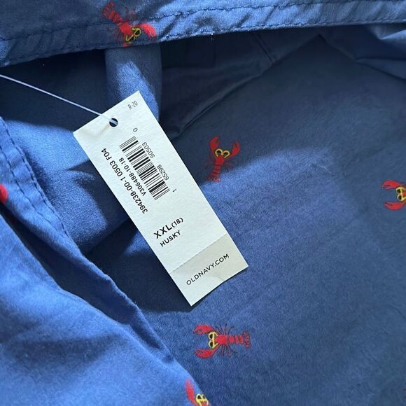 Old Navy Lobster Print Button Down NWT - Picture 5 of 10